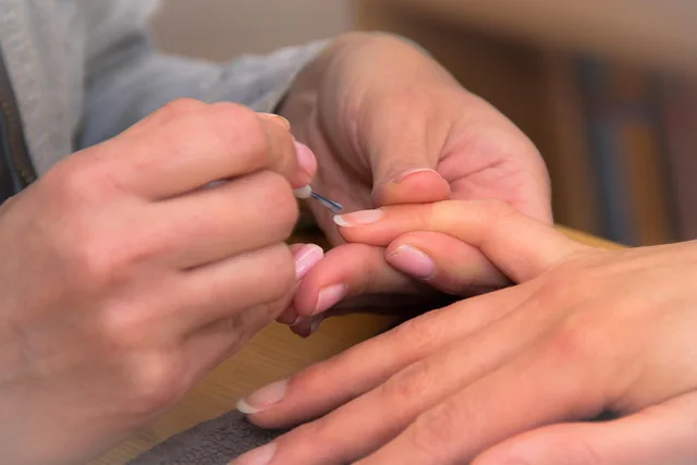fingers, nail, lacquer, nail polish, beauty, nice, hands, nail, nail, nail, nail, nail, nail polish, nail polish. How Canadian nail salons organize appointment flow under CRA payroll rules