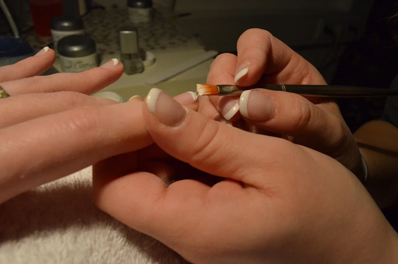 fingernails, hands, nail design, frenchnails, manicure, manicure, manicure, manicure, manicure, manicure. Nail salon equipment checklist: signal versus noise