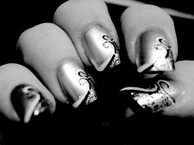 fake, nails, black, white, dramatic, fashion, gray fashion, fake, fake, nails, nails, nails, nails, nails. The labour bill in a nail salon for 2027
