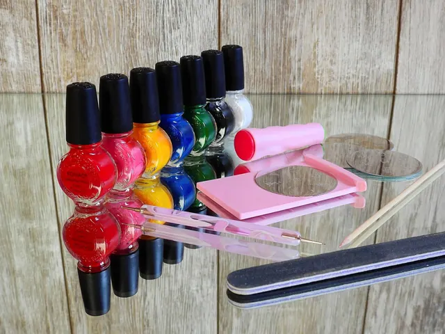 nail polish, fingernails, manicure, paint, nails, toenails, fashionable, nail design, cosmetics, to dye, rubber stamp, konad, nail art, nail polish, nail polish, nail polish, nail 