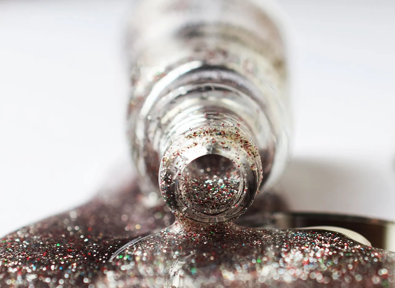 lacquer, silver, closeup, bottle, rasato, manicure, nails, manicure, manicure, nails, nails, nails, nails, nails. Nail salon SOP checklist for daily operations
