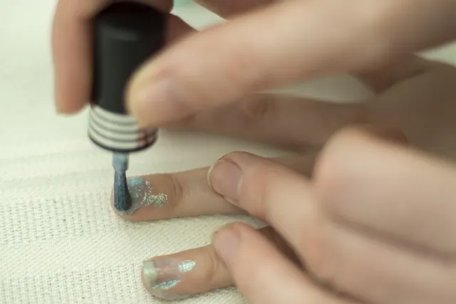 Checklist for training a new nail salon employee. Training a new nail salon employee: the checklist